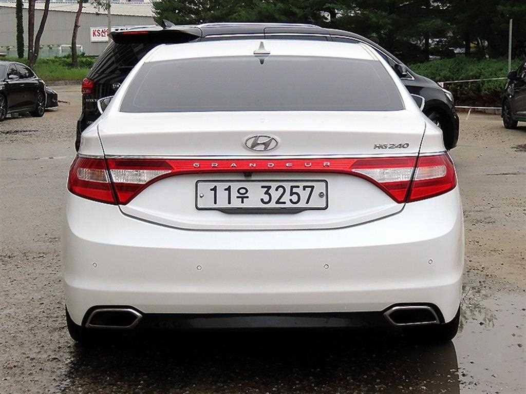 HYUNDAI Grandeur - Vista 4
