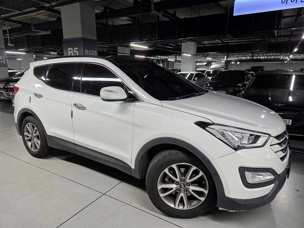 HYUNDAI Santa Fe - Vista 4