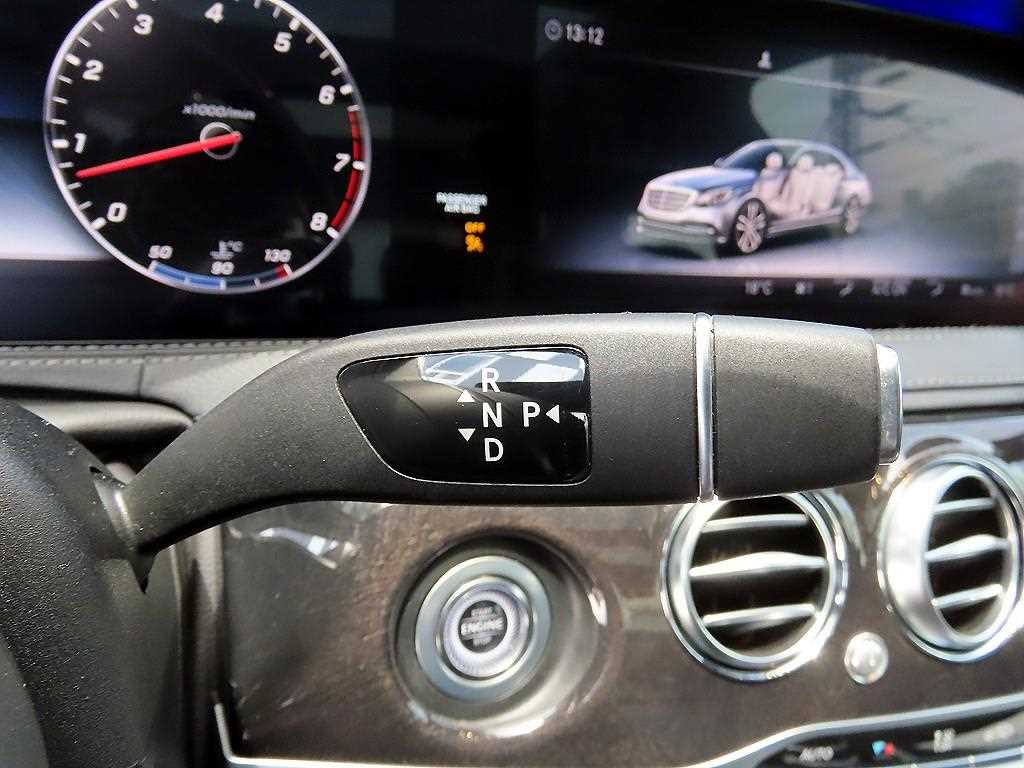 Mercedes Benz S Class - Vista 11
