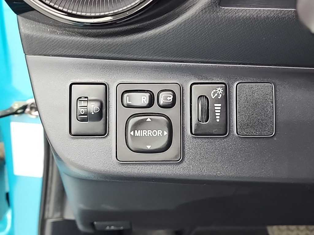 Toyota Prius 2019 Azul - Importación desde Corea - HF Imports Iquique - Foto 18