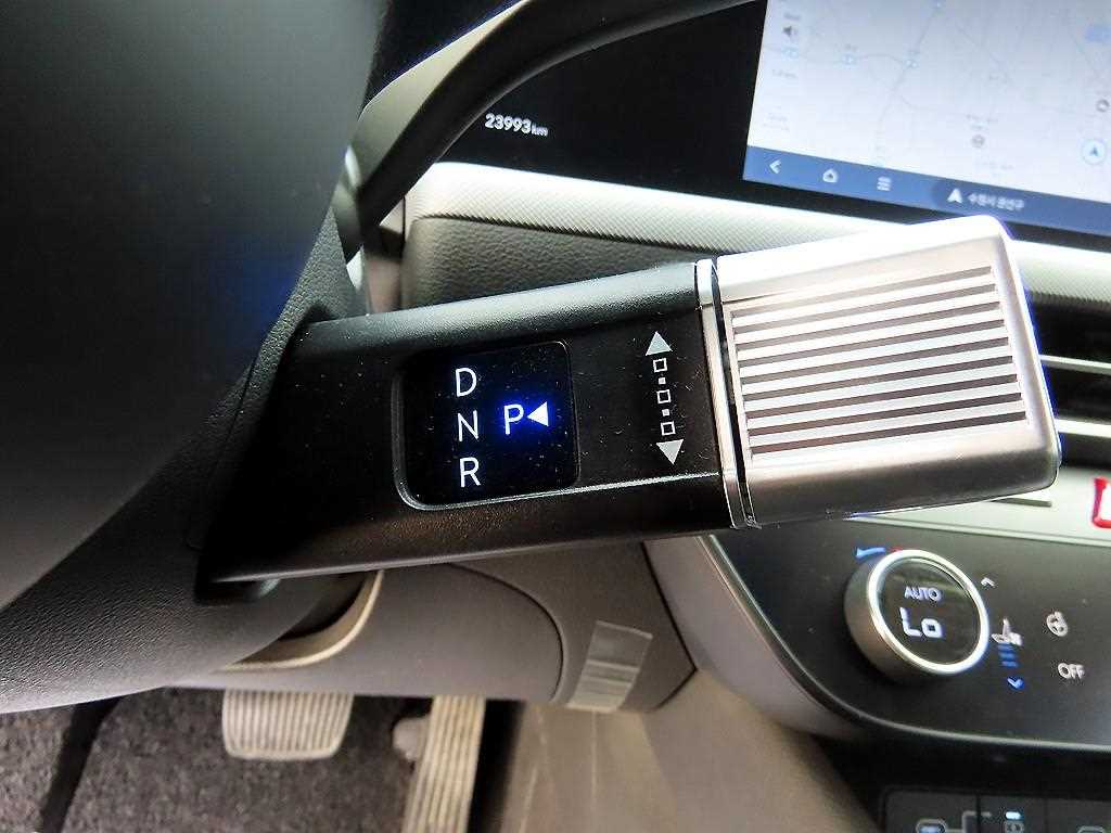 HYUNDAI Sonata - Vista 10