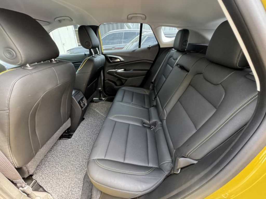 Chevrolet Trax 2024 Amarillo - Importación desde Corea - HF Imports Iquique - Foto 14