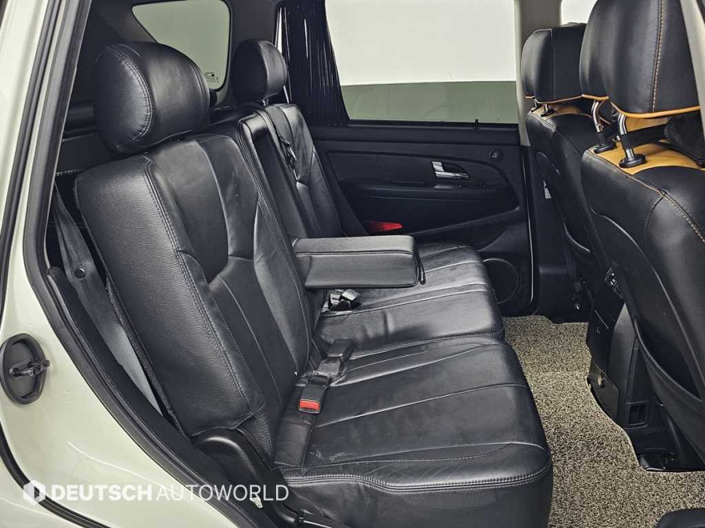 Ssangyong Rexton - Vista 12