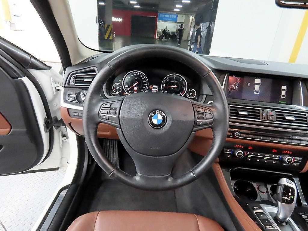 BMW 5 Series - Vista 9