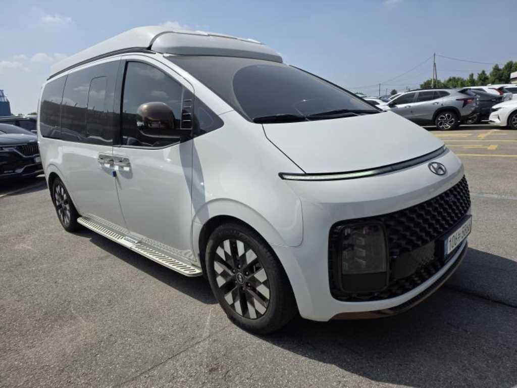 HYUNDAI Staria - Vista 6