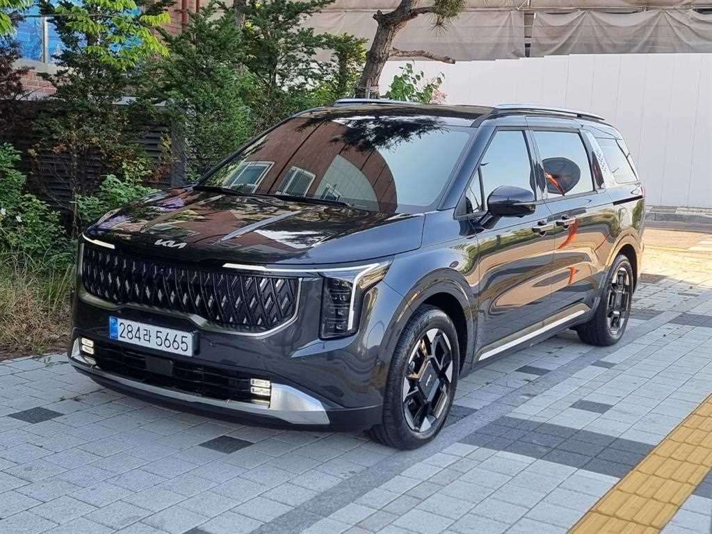KIA Carnival 2026 Gris - Importación desde Corea - HF Imports Iquique - Foto 1