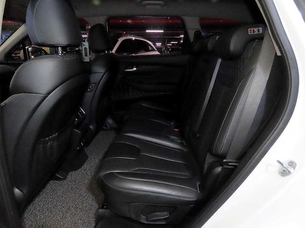 HYUNDAI Santa Fe - Vista 7