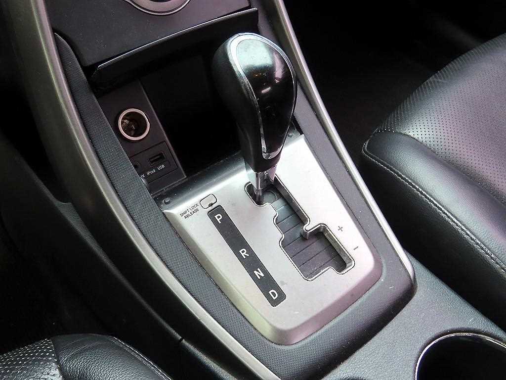 HYUNDAI Avante - Vista 10