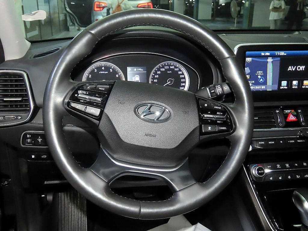 HYUNDAI Grandeur - Vista 8