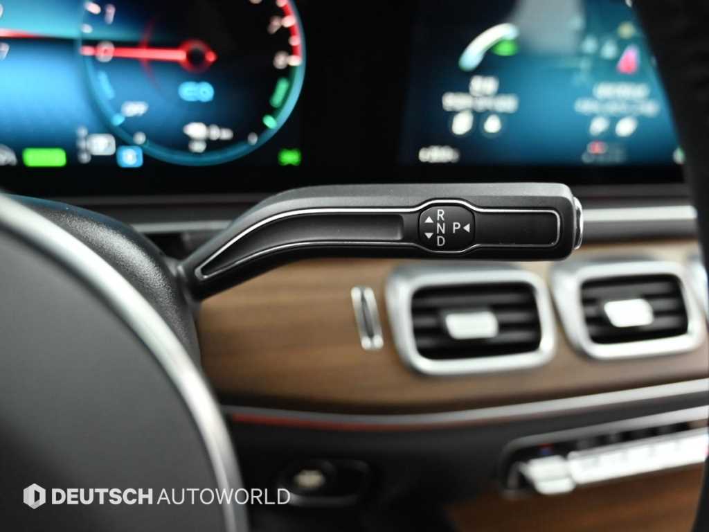 Mercedes Benz GLE Class - Vista 9
