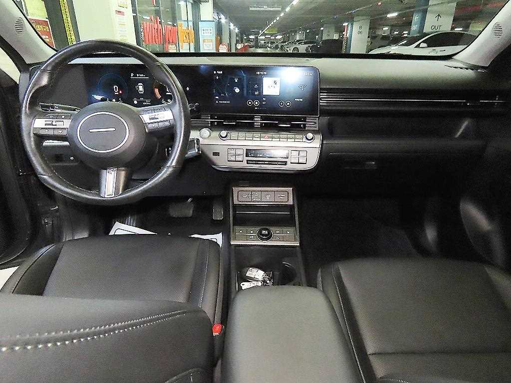 HYUNDAI Kona - Vista 10