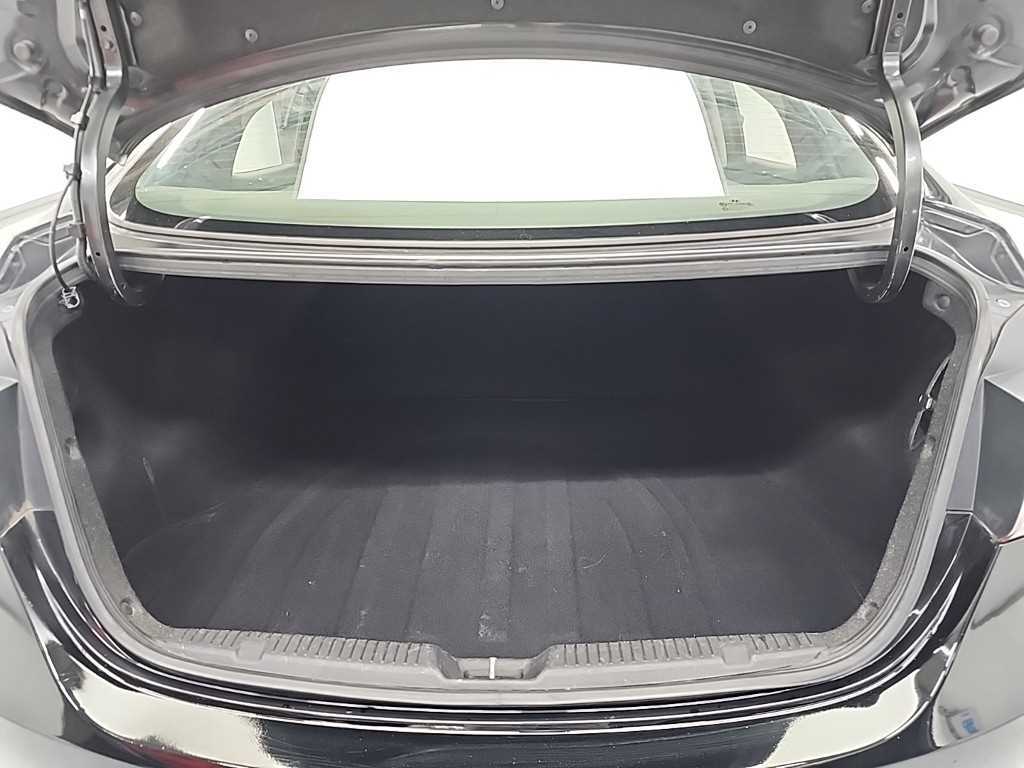 HYUNDAI Avante 2011 Negro - Importación desde Corea - HF Imports Iquique - Foto 15