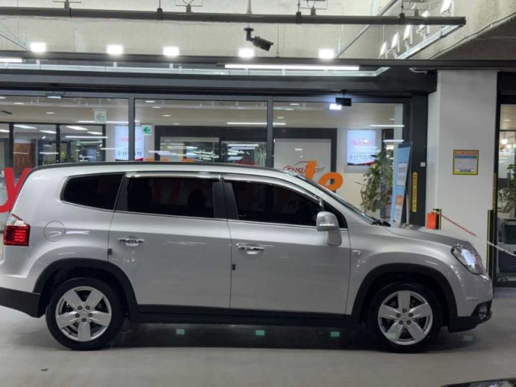 Chevrolet Orlando - Vista 3
