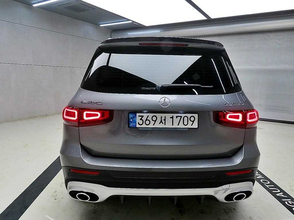 Mercedes Benz GLB Class - Vista 3