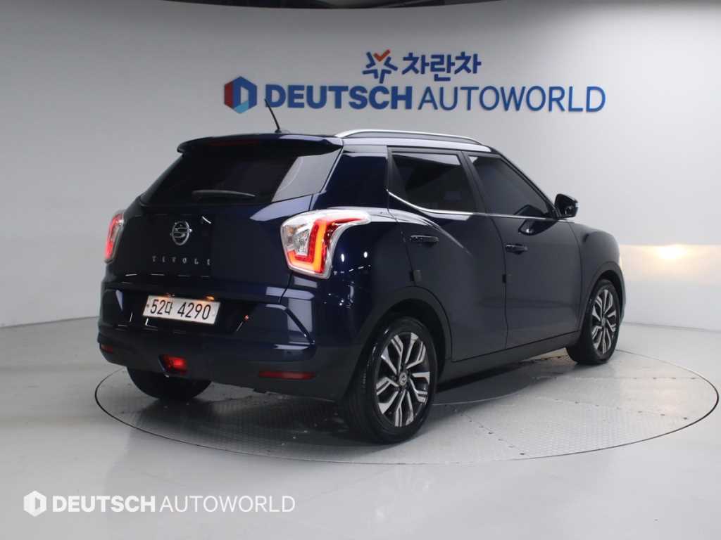 Ssangyong Tivoli - Vista 2