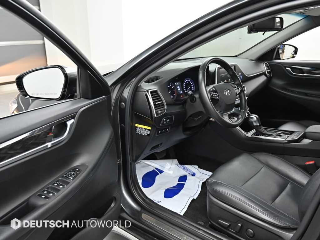 HYUNDAI Grandeur - Vista 11