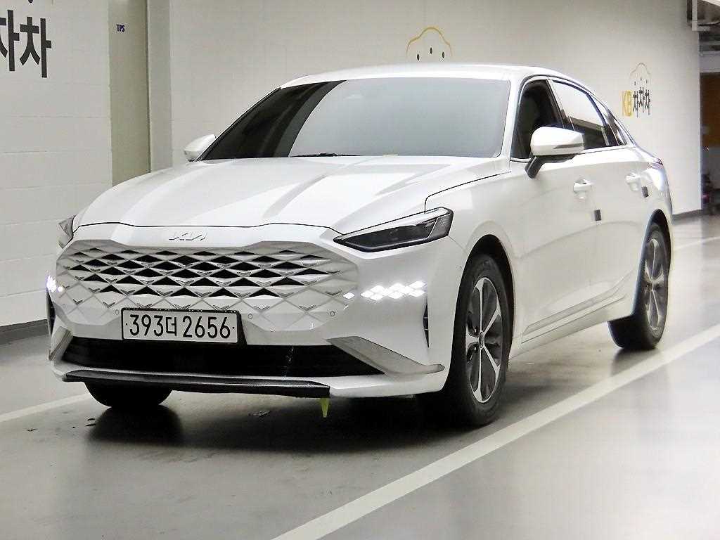 KIA K8 - Vista 2