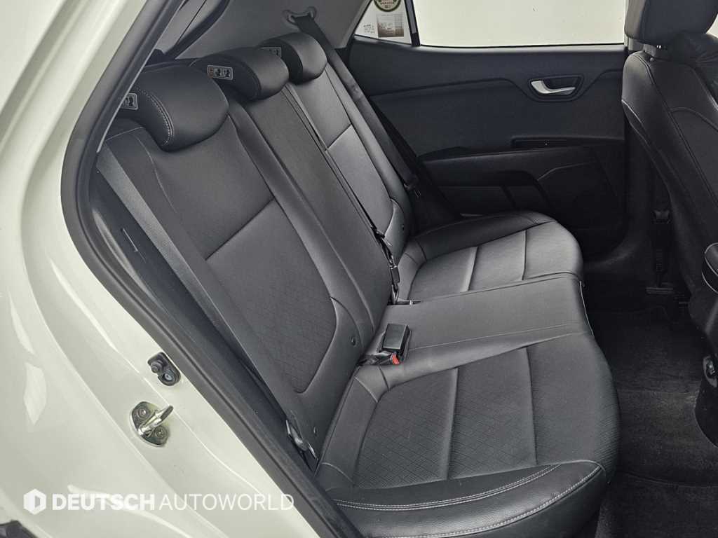 KIA Stonic - Vista 12
