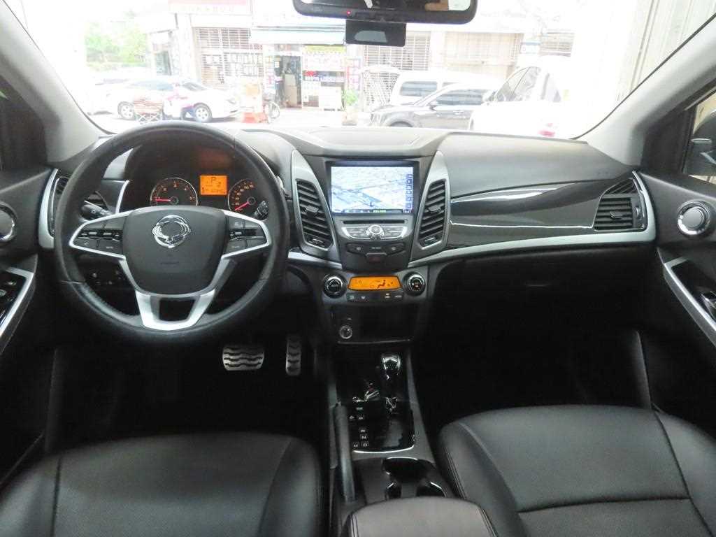Ssangyong Korando - Vista 7