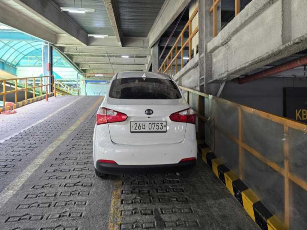 KIA K3 - Vista 2