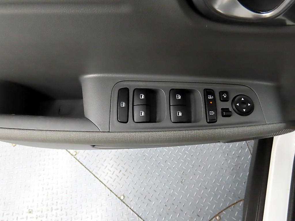 HYUNDAI Casper - Vista 11