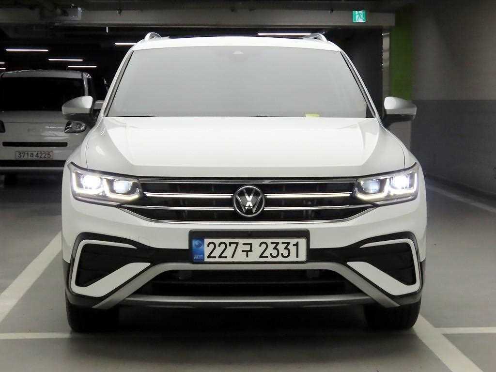 Volkswagen Tiguan 2023 Blanco - Importación desde Corea - HF Imports Iquique - Foto 1