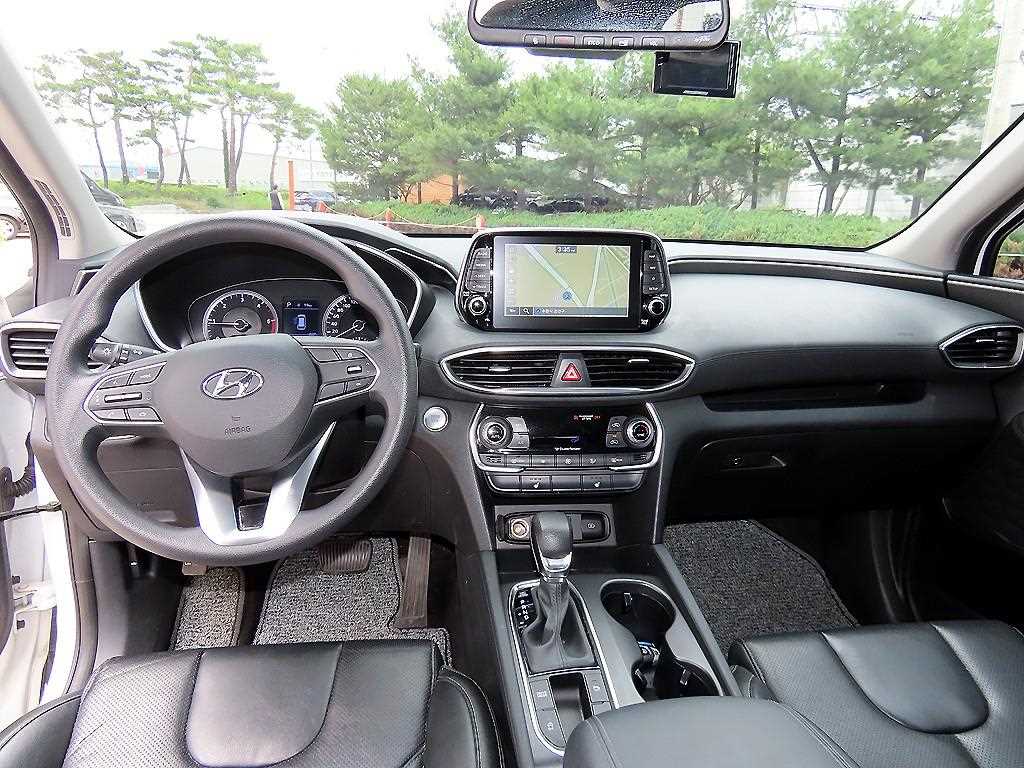 HYUNDAI Santa Fe - Vista 7