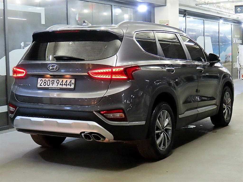 HYUNDAI Santa Fe - Vista 4