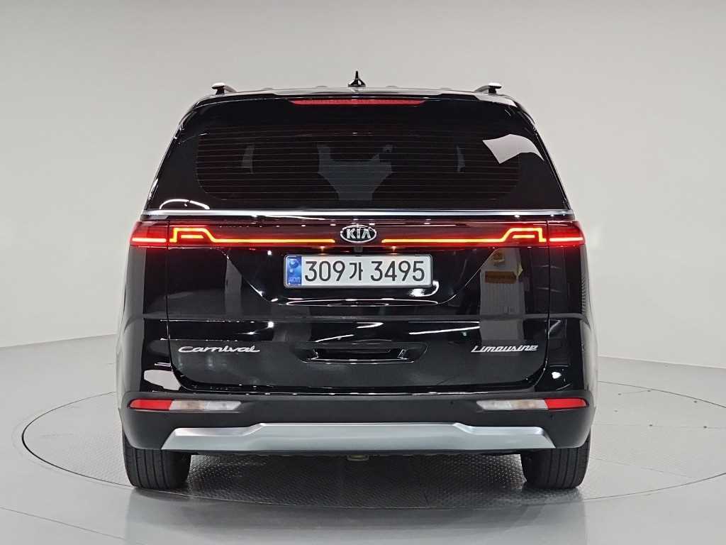 KIA Carnival - Vista 3