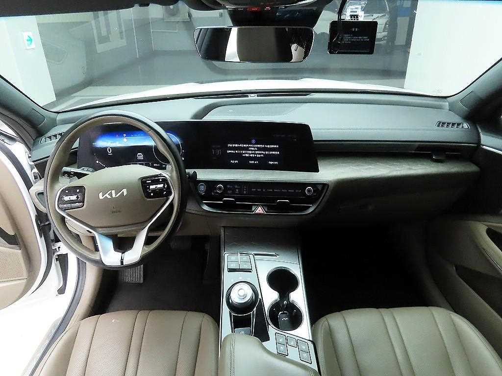 KIA K8 - Vista 8