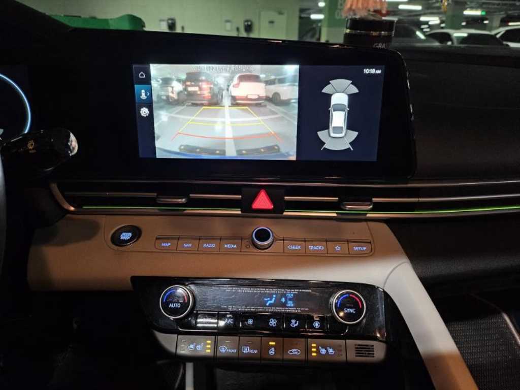 HYUNDAI Avante - Vista 6