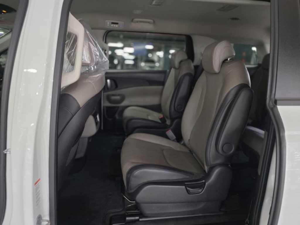 KIA Carnival 2025 - Importación desde Corea - HF Imports Iquique - Foto 17