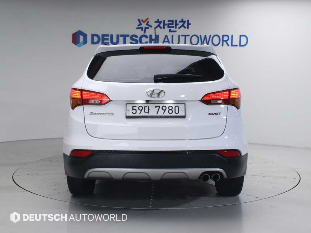 HYUNDAI Santa Fe - Vista 4