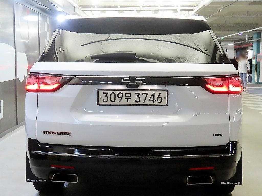 Chevrolet Travers - Vista 5