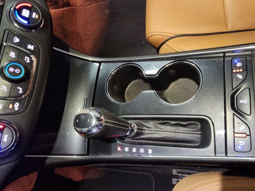 Chevrolet Impala - Vista 10