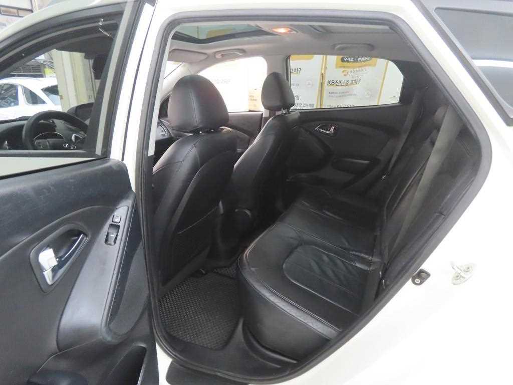 HYUNDAI Tucson - Vista 6