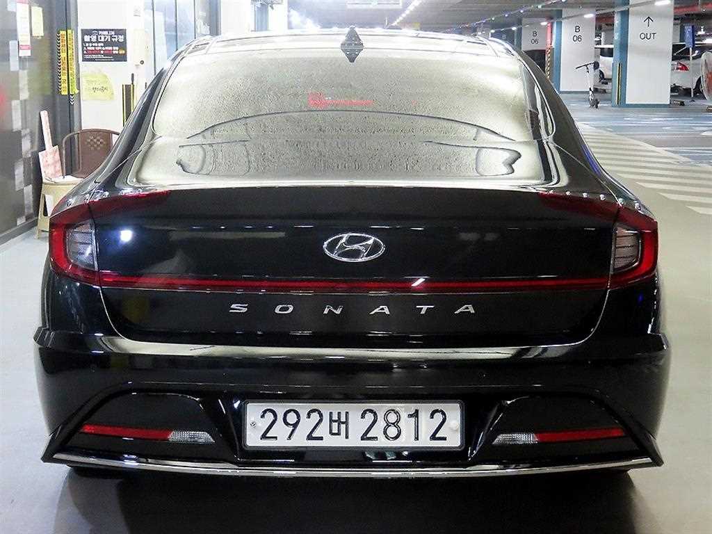 HYUNDAI Sonata - Vista 5