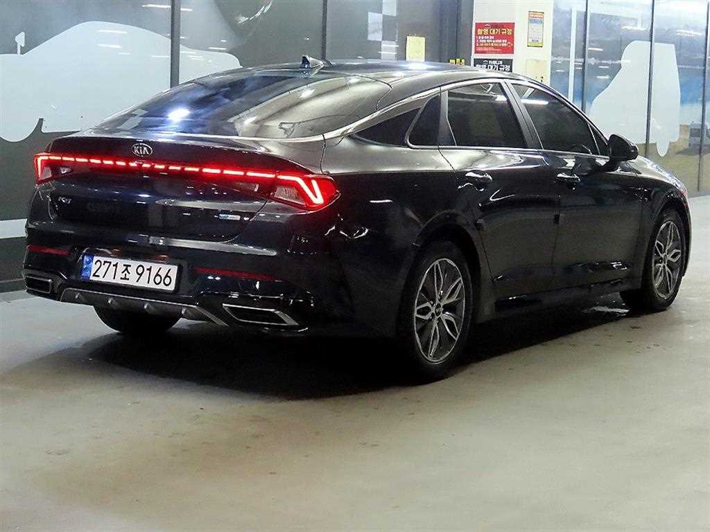 KIA K5 - Vista 4