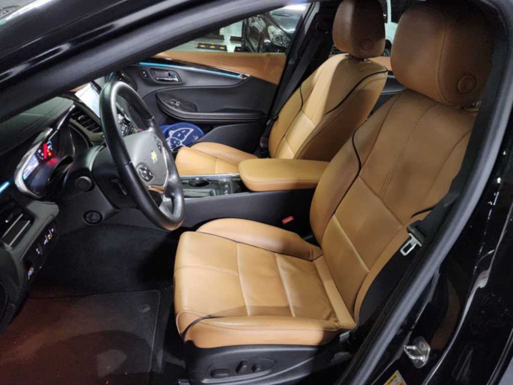 Chevrolet Impala - Vista 6