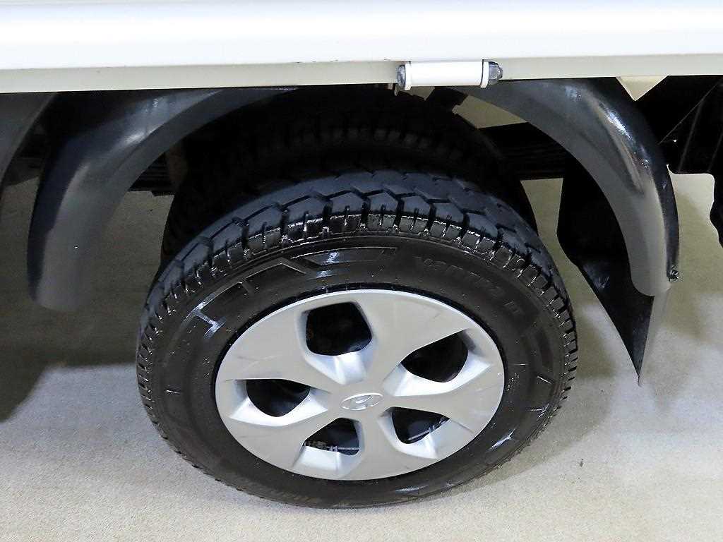Small Truck Top_Powergate 2023 Blanco - Importación desde Corea - HF Imports Iquique - Foto 20
