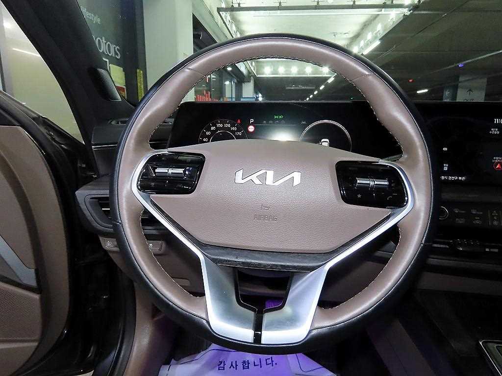 KIA K8 - Vista 8