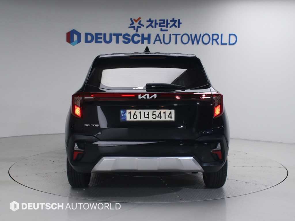 KIA Seltos - Vista 4