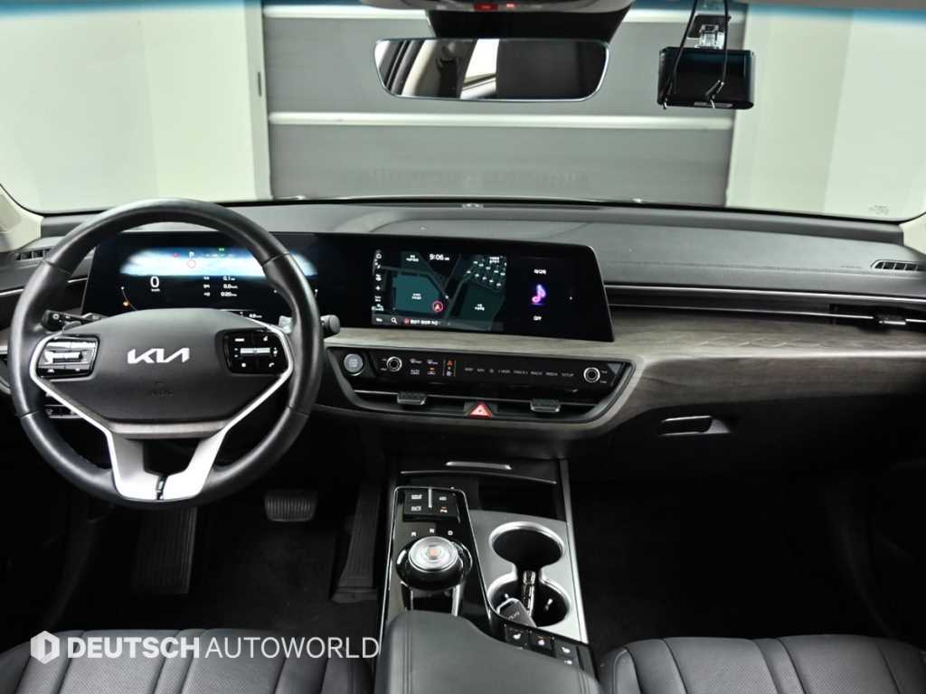 KIA K8 - Vista 7