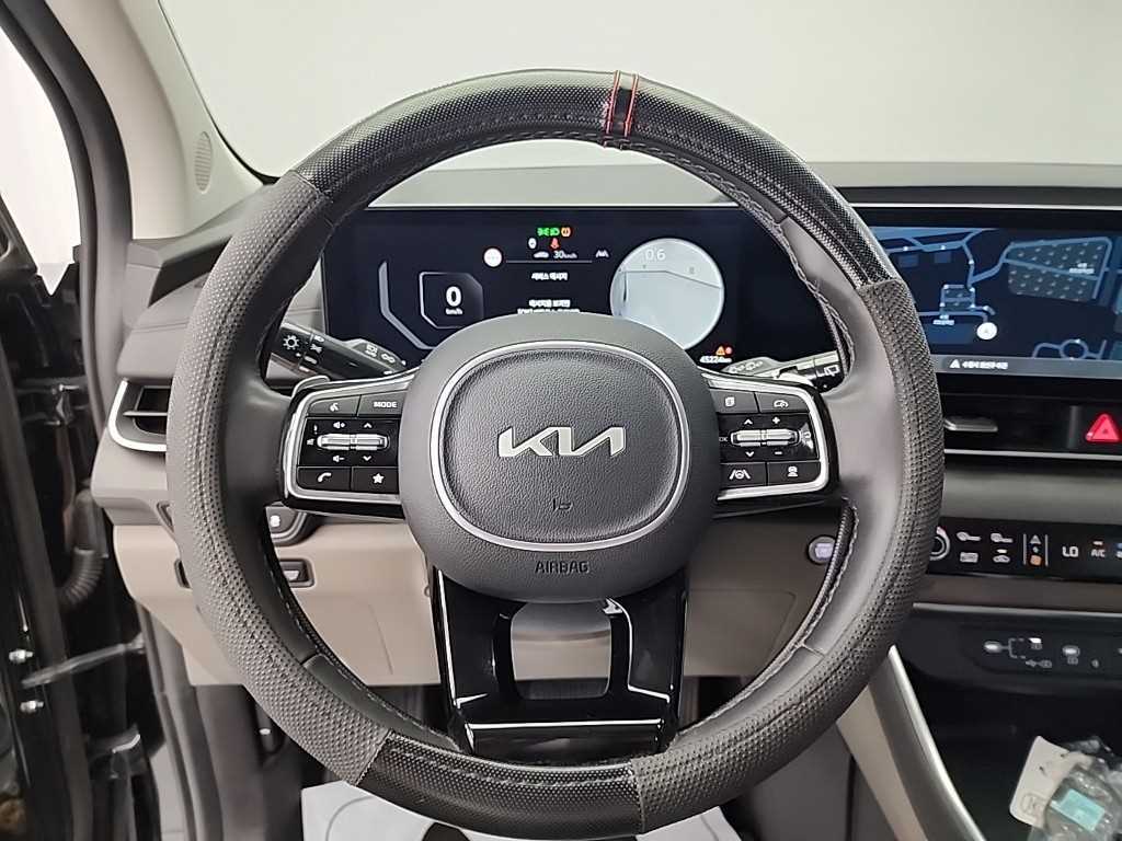 KIA Carnival - Vista 9