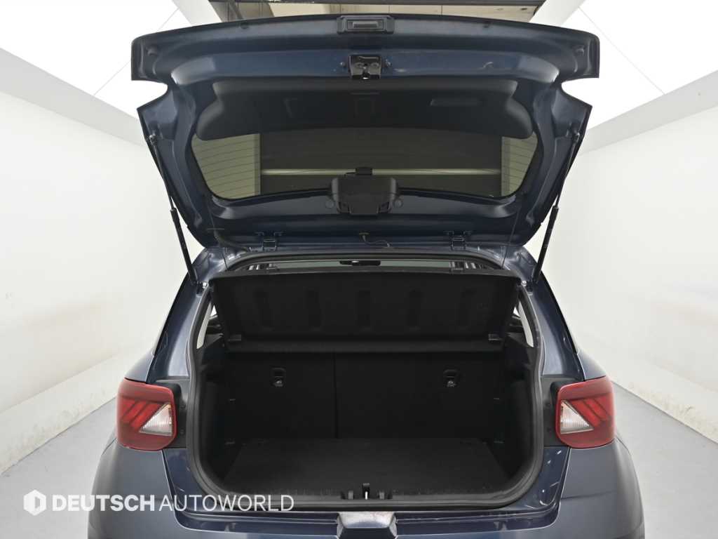 HYUNDAI Venue 2021 Gris - Importación desde Corea - HF Imports Iquique - Foto 19