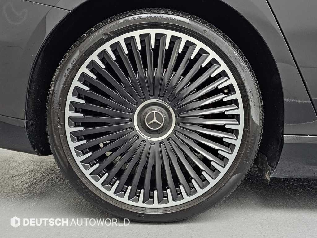 Mercedes Benz EQS - Vista 5