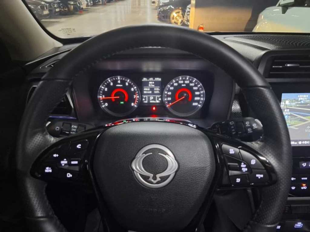 Ssangyong Tivoli - Vista 12