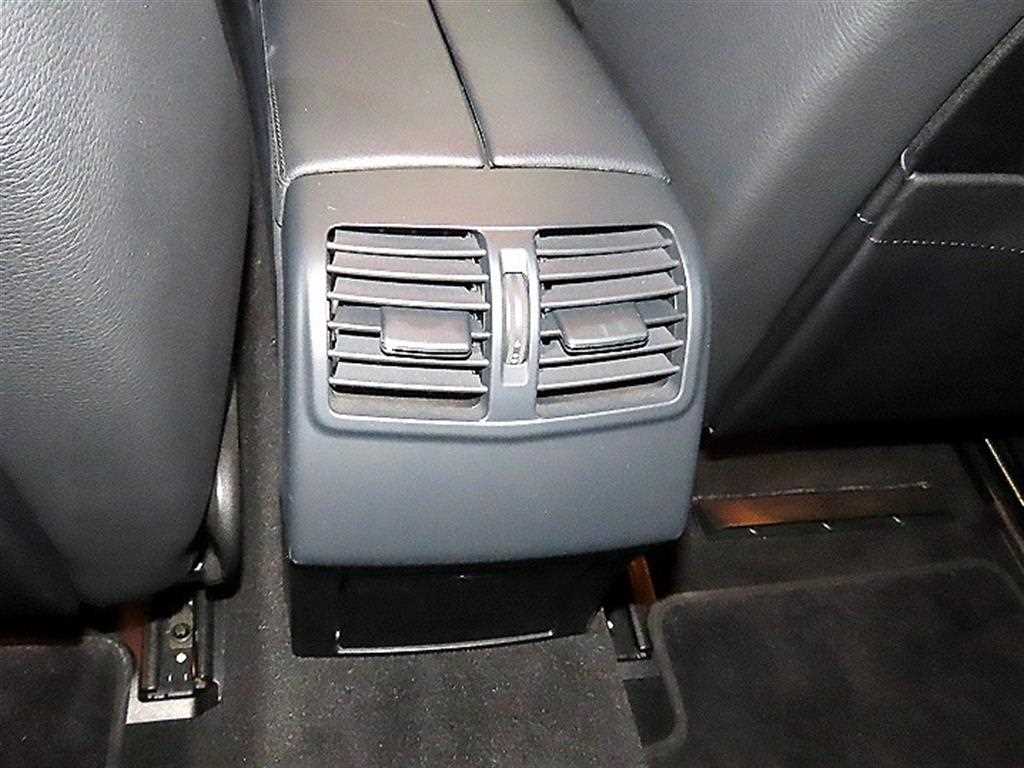 Mercedes Benz E class 2014 Gris - Importación desde Corea - HF Imports Iquique - Foto 17