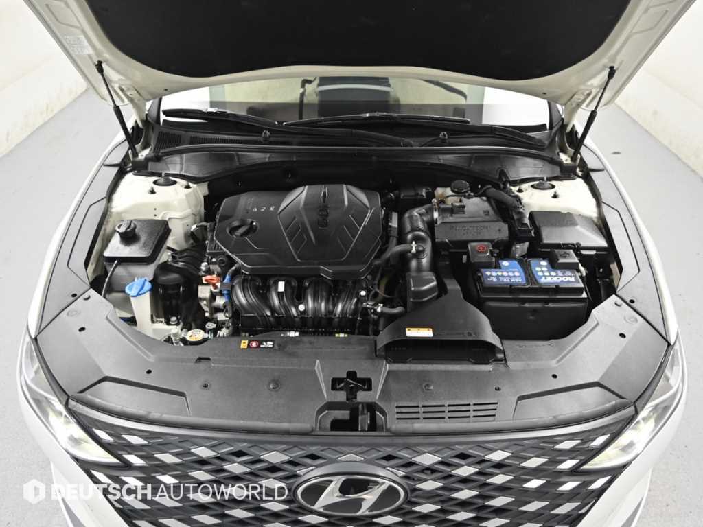 HYUNDAI Grandeur - Vista 6