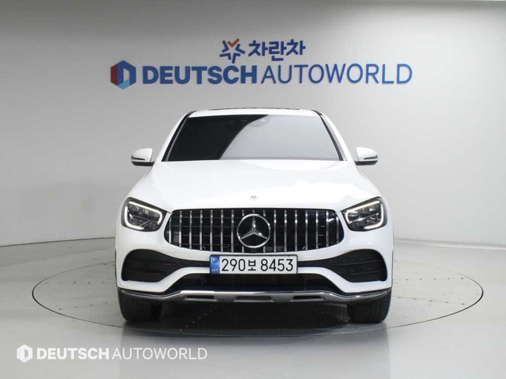 Mercedes Benz GLC Class - Vista 3
